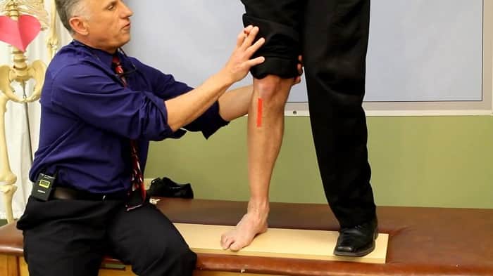 کف پای صاف و تاثیر آن بر درد زانو